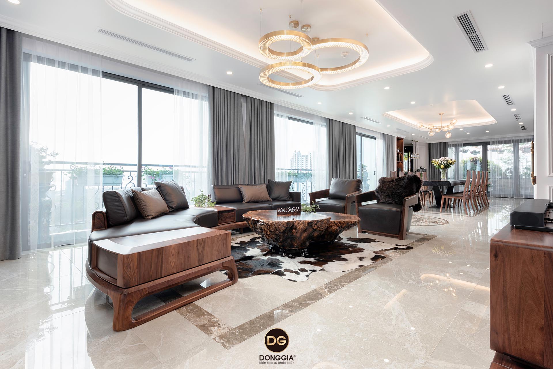 thi-cong-noi-that-go-oc-cho-penthouse-2020